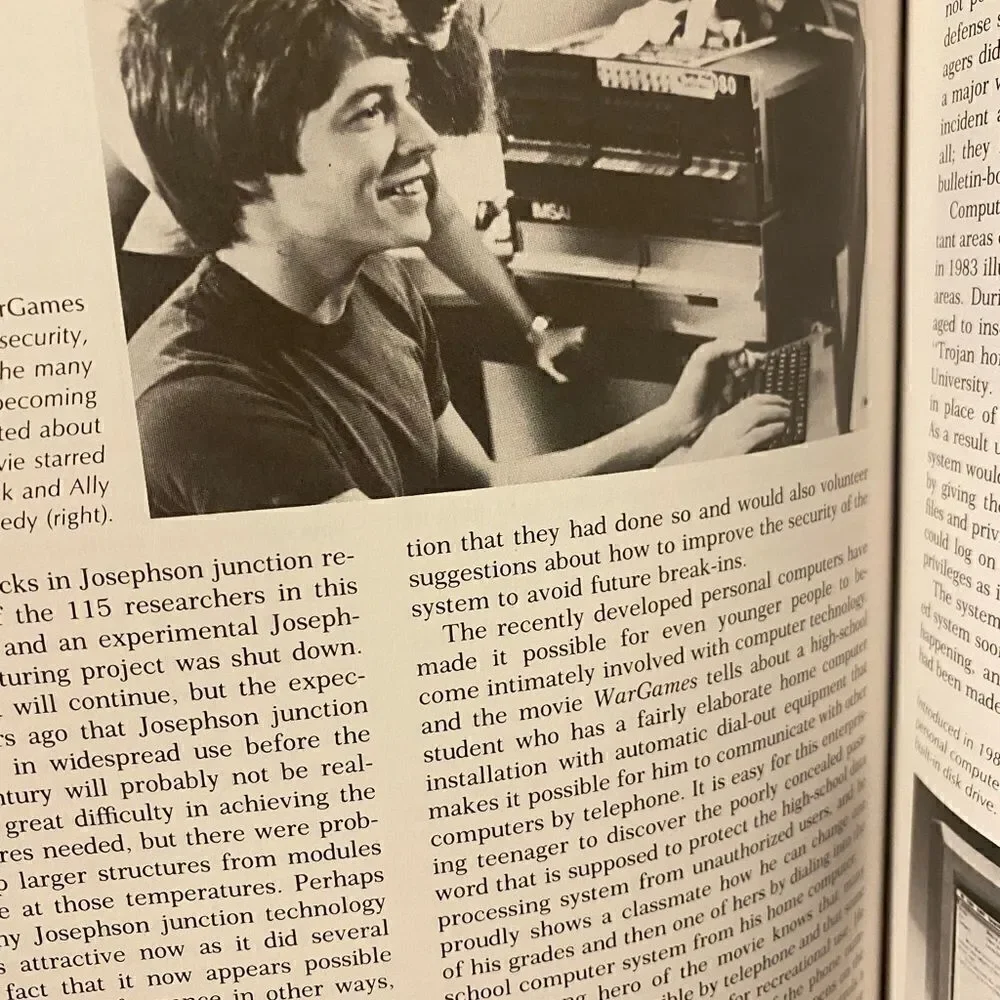 1985 yearbook Science and the Future encyclopedia Britannica